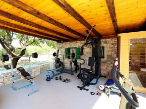 Toni - Luxurious and Fully Equipped - H