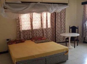 Surahi Restaurant & Guest House