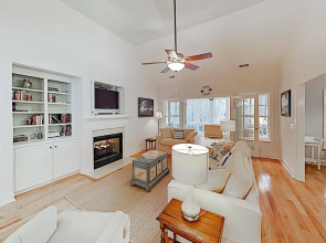 New Listing! Tranquil Seabrook Island Getaway home