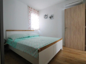 Apartment Pridraga 1