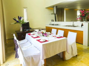 A25 Hotel - 12 Ngo Sy Lien