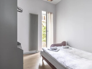 New Comfortable 2 Bedroom Cottage w/Big Terrace