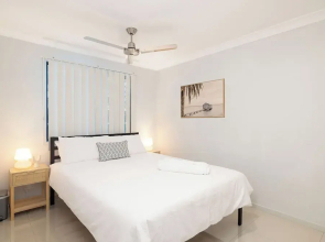 Smart Suites Self Check-in Apartments - 21 Darnley