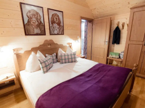 Chalet by Grundlsee Near Ski Slopes