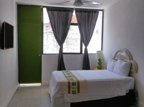 Tropicus 20 Romantic Zone Estudio Room with Balcony