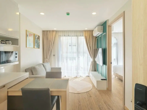 One bedroom Palmetto Condo Karon A 312