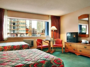 Eighth Avenue Inn