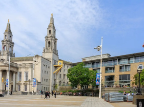 Live in Leeds Millenium Square Apartment