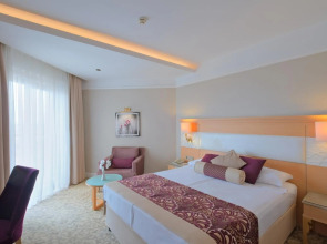 Villa Side Residence