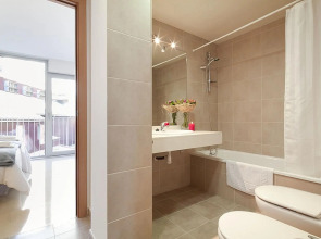 Charmsuites Nou Rambla