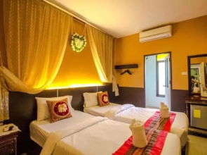 ฝ้ายคำ บูธีค เชียงใหม่