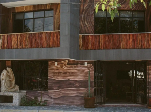 Madre Tierra Apartments