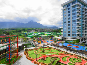 Senyum World Hotel