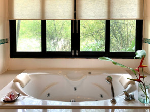 Sand Sea Beach Resort