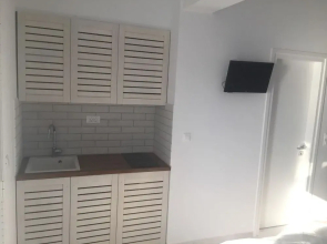 Ansi Studios & Apartments