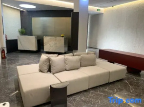 HtHotel(Dongguan TangxiaHigh-speedRailwaySouthStationBeanch)