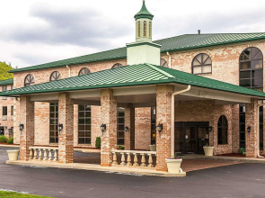 Quality inn & Suites Cincinnati I-275