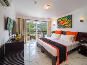 Calamander Unawatuna Beach