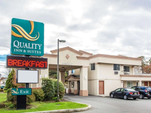 Hibiscus Inn & Suites