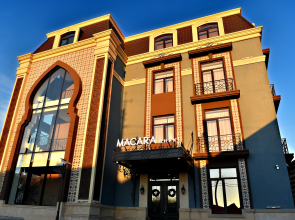 Macara Sheki City Hotel