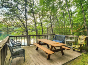 Waterfront Escape w/ Kayak, Paddle Boards, & Sauna