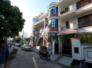 Super Hotel O Tulip Inn