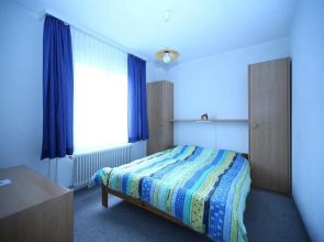 Adventure Guesthouse