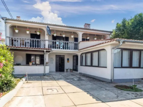 Apartmani Jadranovo Mare