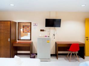 Chic Inn Thamuang