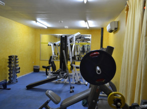 Отель Crystal Plaza