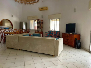 Résidence Du Port et ailleurs sur la Petite Côte