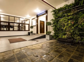 Grand 7 Hotel Kesbewa
