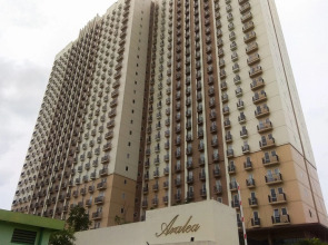 Warm And Cozy Studio At Azalea Suites Apartment