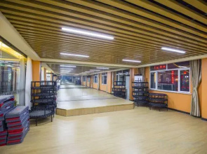Pingluo Subo Hotel Chain