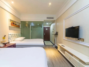 Quzhou 8090 Smart Cinema Hotel (Water Pavilion Gate Kong's Temple)