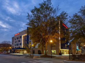 Hampton Inn by Hilton Columbus Downtown