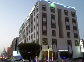 Al Raha Garden Suites