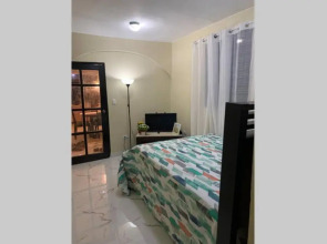 Céntrico para 2 personas con tv marquesina luz y cocina