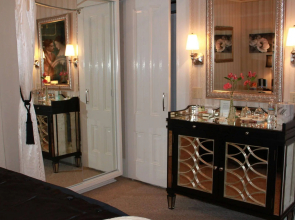 Honor Mansion