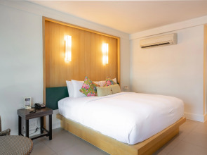 Sawaddi Patong Resort & Spa by Tolani