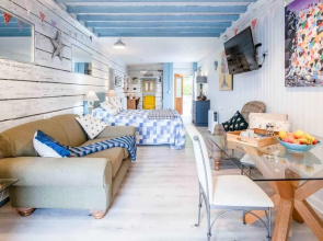 The Studio At Raymond House - Penally - Tenby
