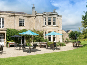 Guyers House Hotel