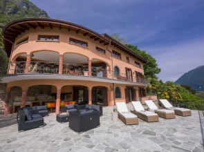 Villa Isola Verde (Main Villa)