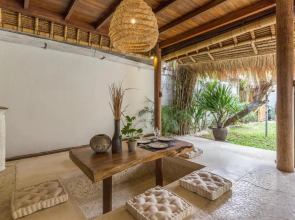 Eco Bamboo Bungalow 4