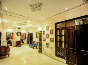 The Chronicles - Near the Lake Pichola Udaipur