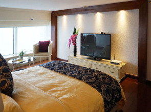 South & North International Apartment