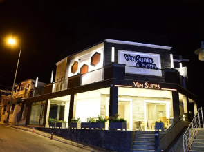 M2 Otel