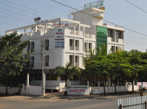 Hotel Excellency Inn