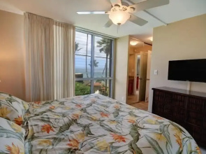 Kamaole Nalu, #304 2 Bedroom Condo by RedAwning