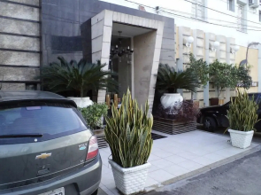 Express Plaza Hotel